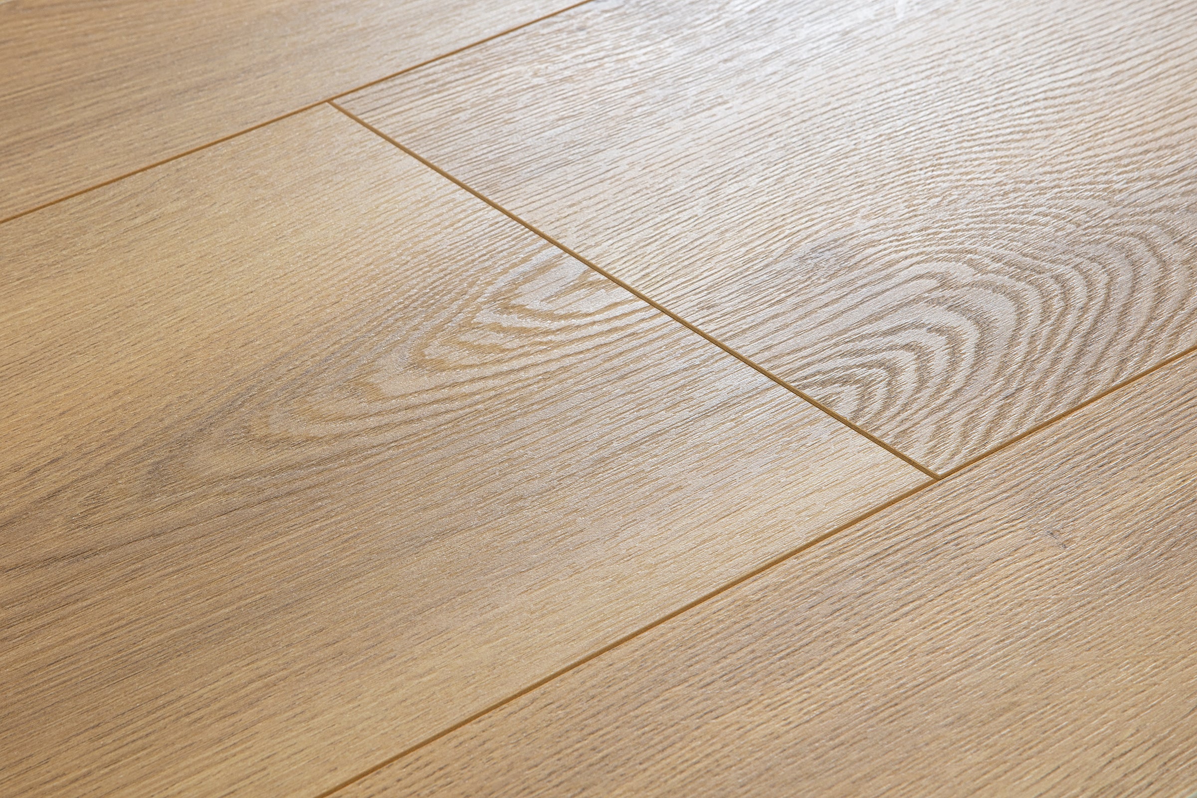 Montblanc - Choice, Luxury Laminate Wood Flooring - Le Pont